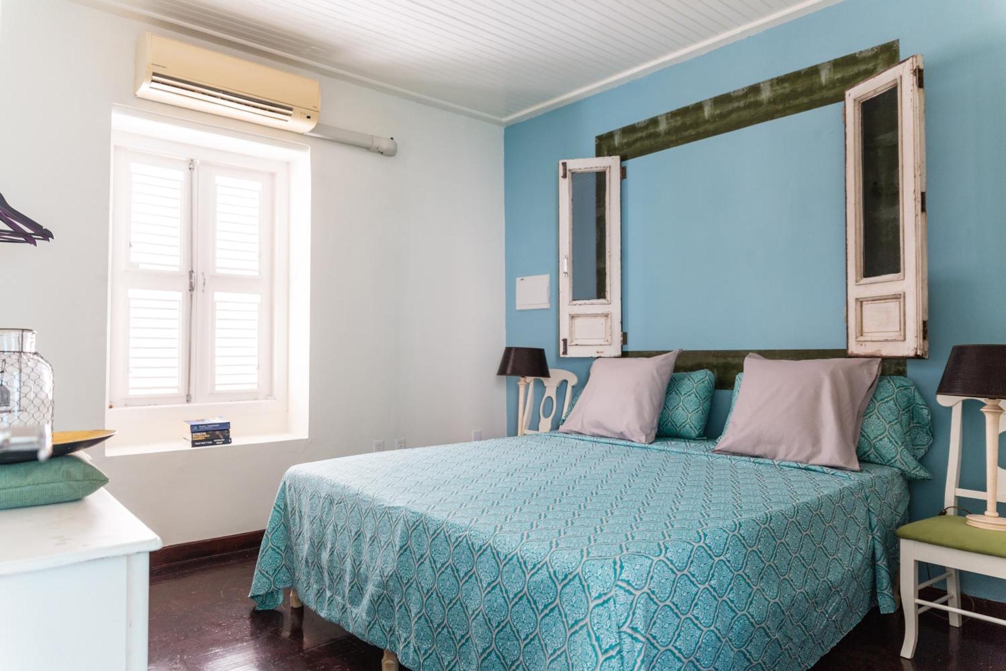 Bario Hotel Willemstad Rum bild